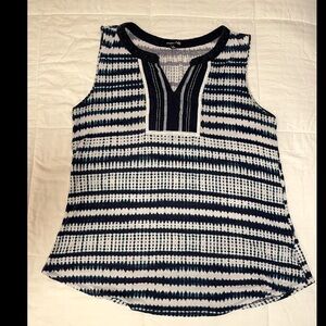 RXB Sleeveless Blouse Blue/White Geometric Embroidered Top Women's Size XL EUC